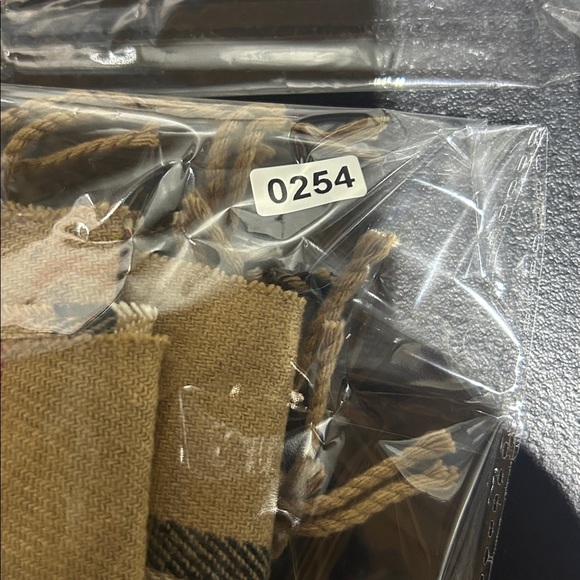 Patterned Scarf - Picture 7 of 7